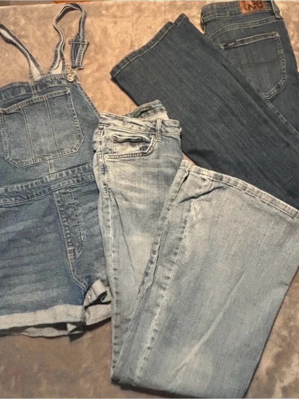 Size 8 denim bundle includes Lee brand